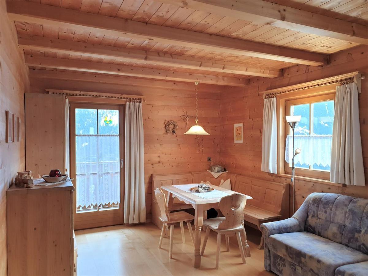 Ferienwohnung Maiernhof Bauernhof Ultental Sankt Pankraz Ruang foto