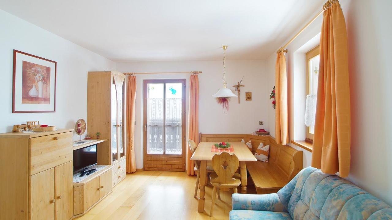 Ferienwohnung Maiernhof Bauernhof Ultental Sankt Pankraz Ruang foto